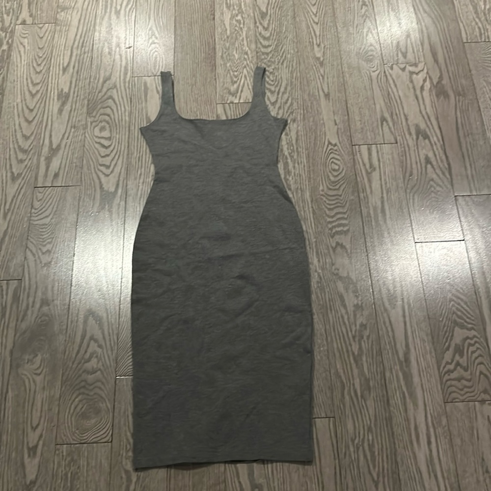 Beautiful stretchy dress by amanzooo apparel 👠